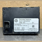 Bild in die Galerieansicht laden, 03-09 Mercedes W211 E-Class E320 Central Gateway Control Module A211 4452600 OEM