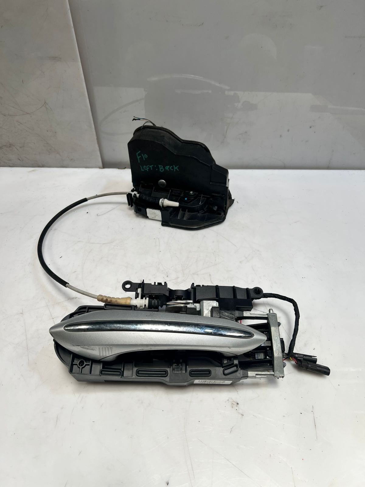 2016-2018 BMW F10 X5M E70 and F30 330e LEFT REAR Door Lock Actuator 7202147