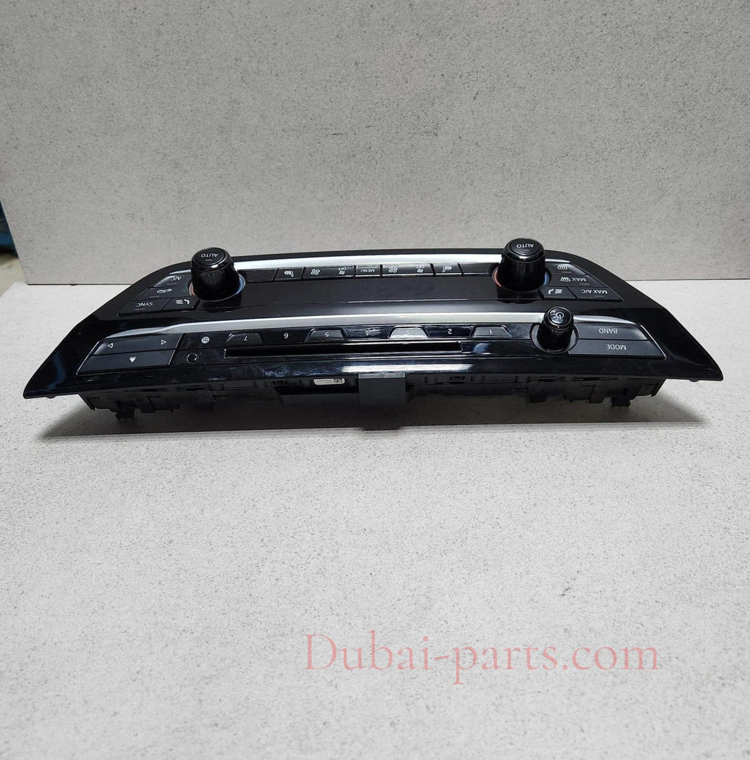 2017-2020 BMW 530i Climate Control Switch 6834441 5 Series G30 G31
