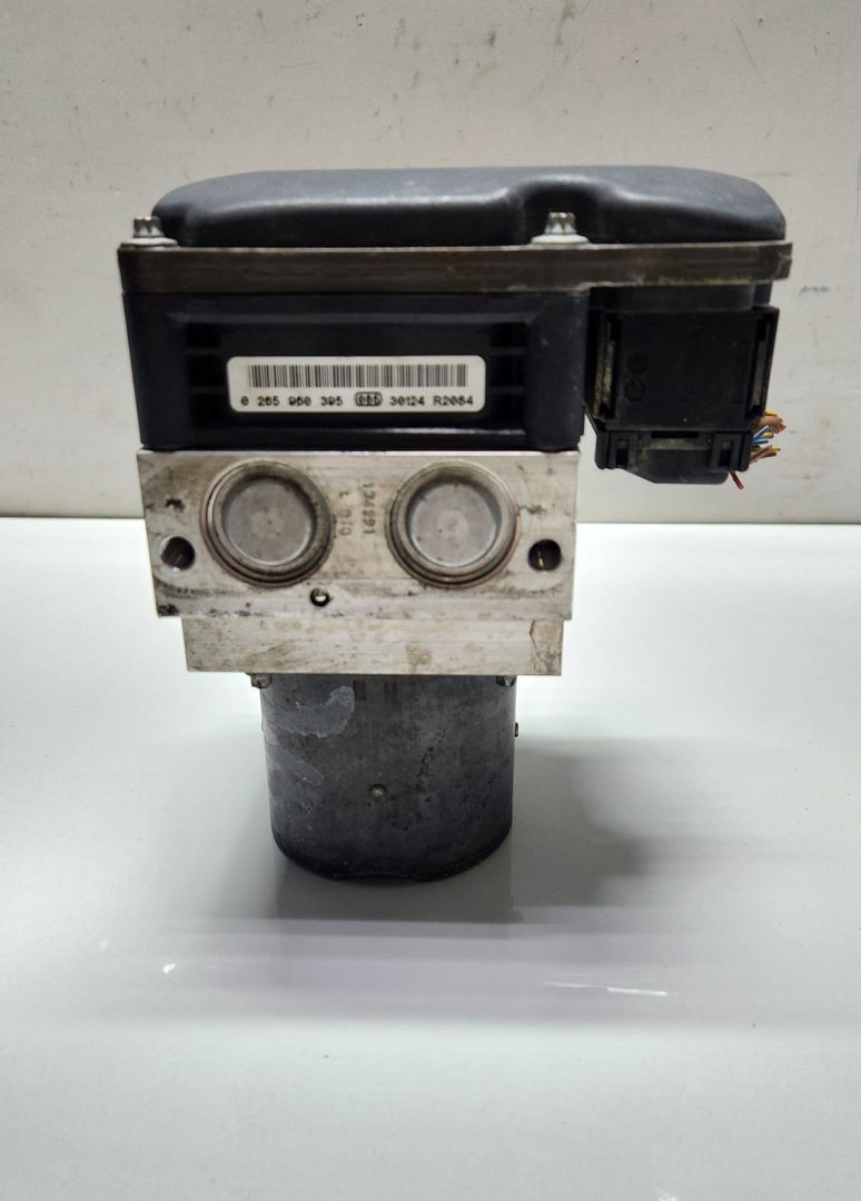 2007-2014 BMW X5 E70 ABS DSC Hydraulic Pump Control Module 6854702