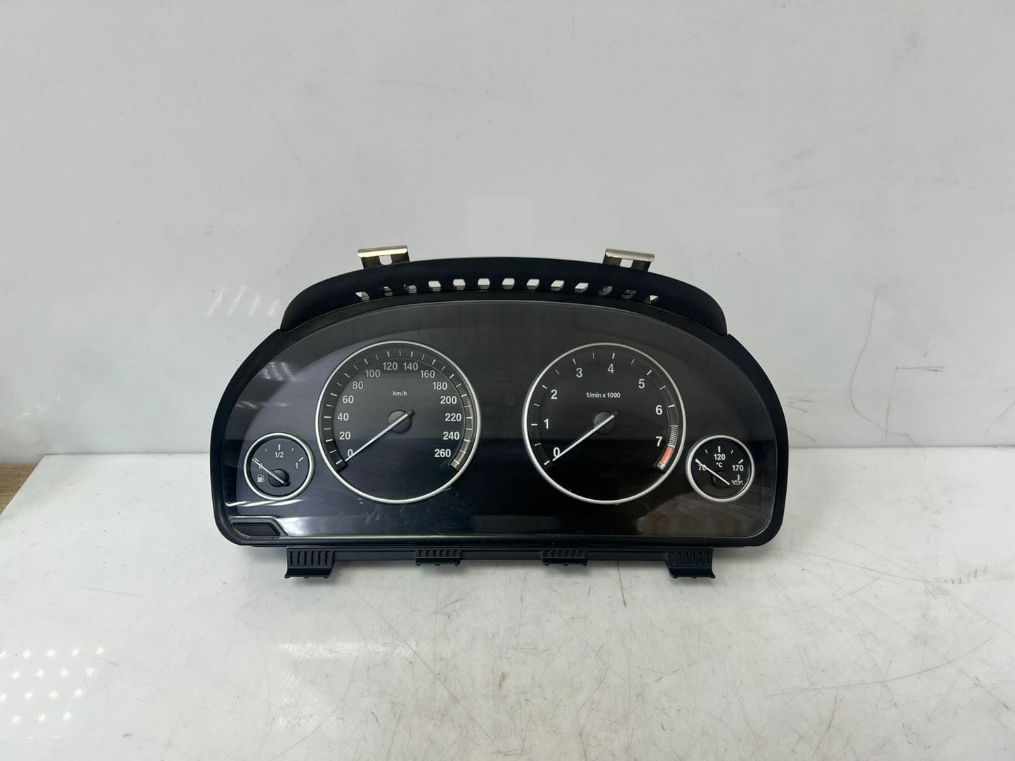 2011-2012 BMW 5 Series F10 528i SPEEDOMETER Instrument Cluster 9280477 OEM