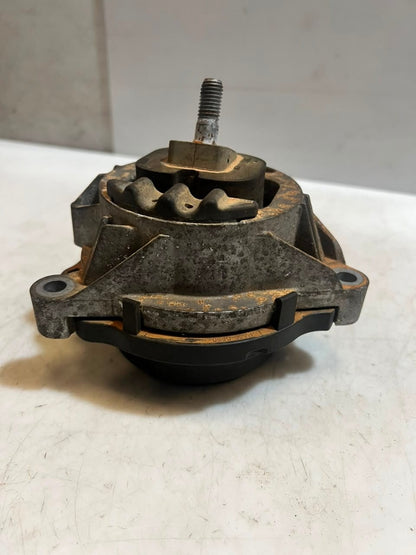 2015-2017 BMW X3 F25 X4 F26 2.0L RIGHT Engine Mount MOTOR 6868490 OEM