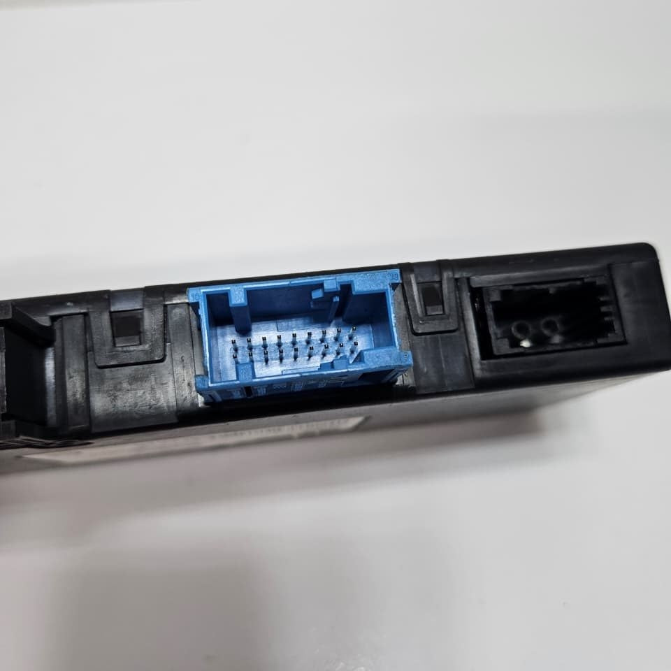 2011 BMW 520D F11 BODY CONTROL MODULE UNIT 9266408 OEM