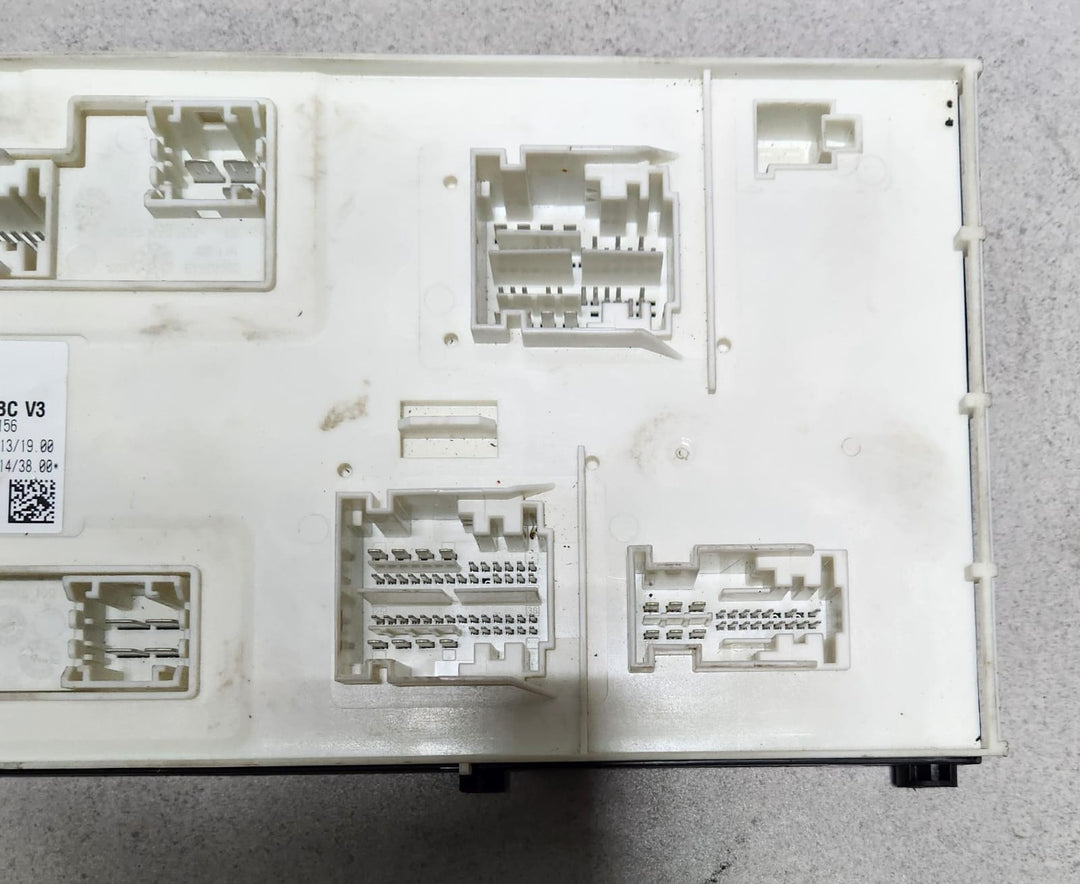 2014-2018 Mercedes-Benz GLA250 Body Control Module A1569005303 CLA250 GLA class
