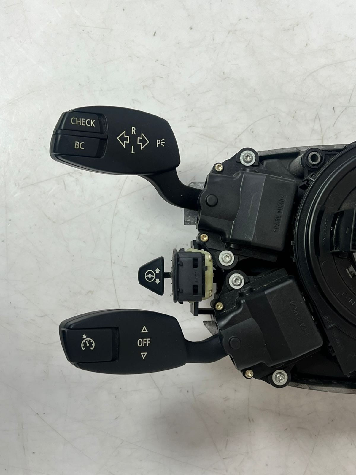2010 BMW 530i 5 Series E60 E61 520I STEERING COLUMN Slip Ring 6911514 OEM