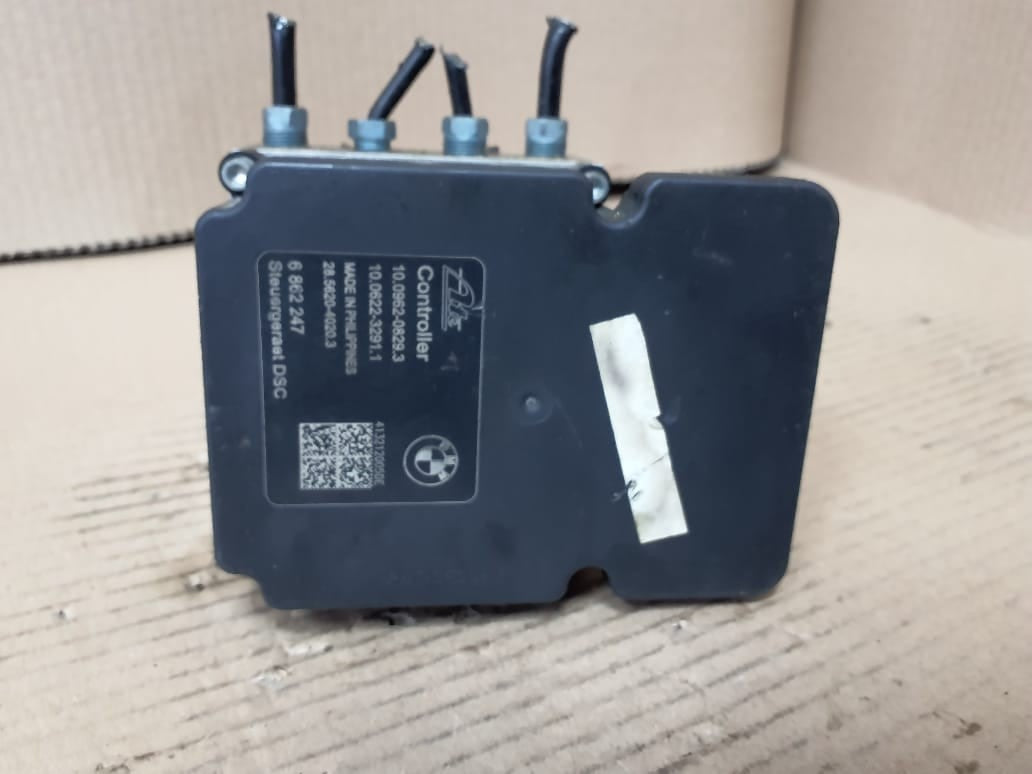 2012-2013 BMW F30 F31 F35 320i and 328i ABS Pump Control Module 6862246 OEM