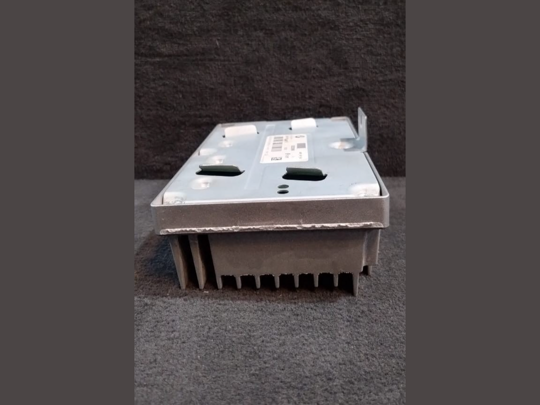 BMW 320i 328i 335i F30 AUDIO AMPLIFIER MODULE UNIT AMB -HIFI OEM - 9282666