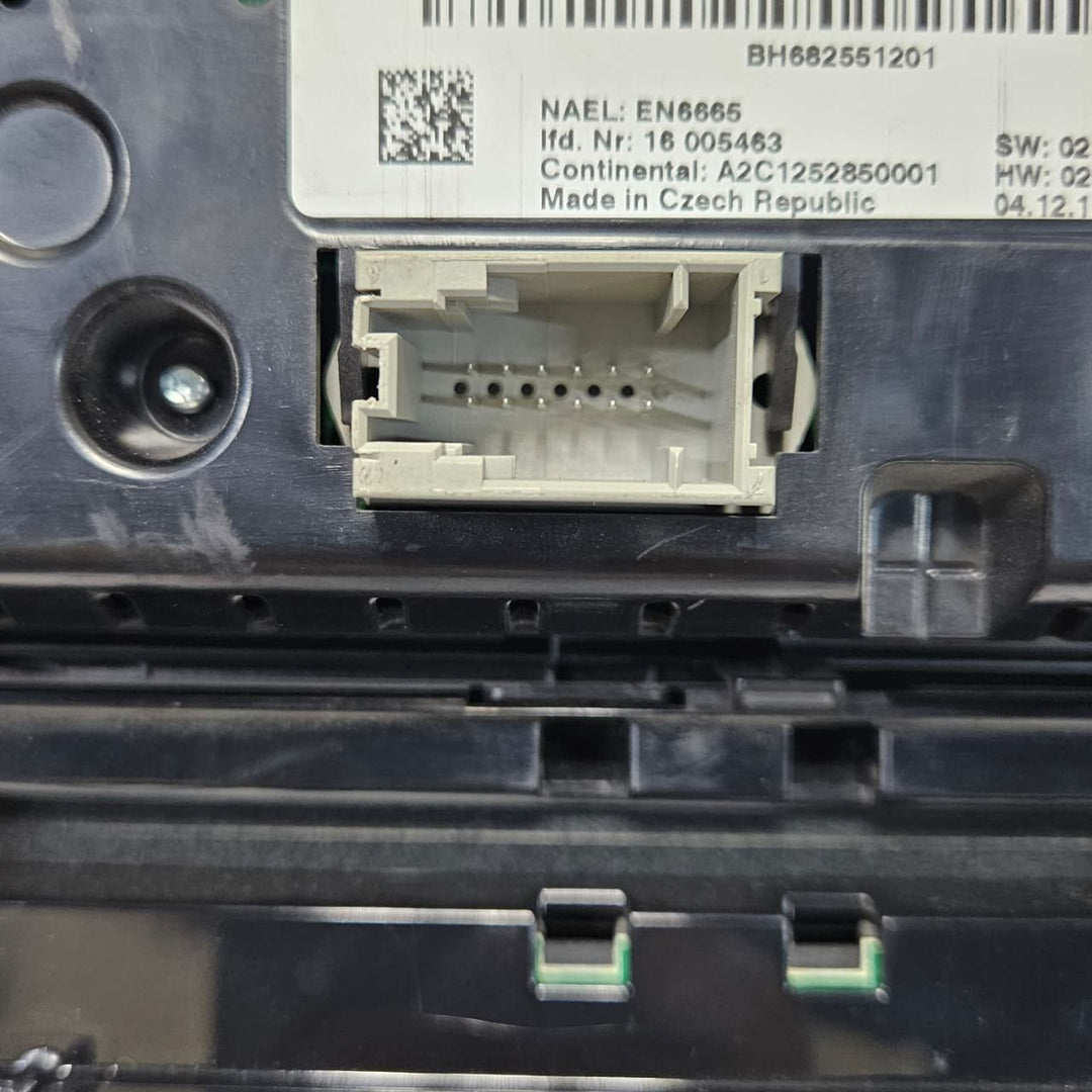 2010 BMW X3 F25 X4 F26 Climate Control Panel 6825512