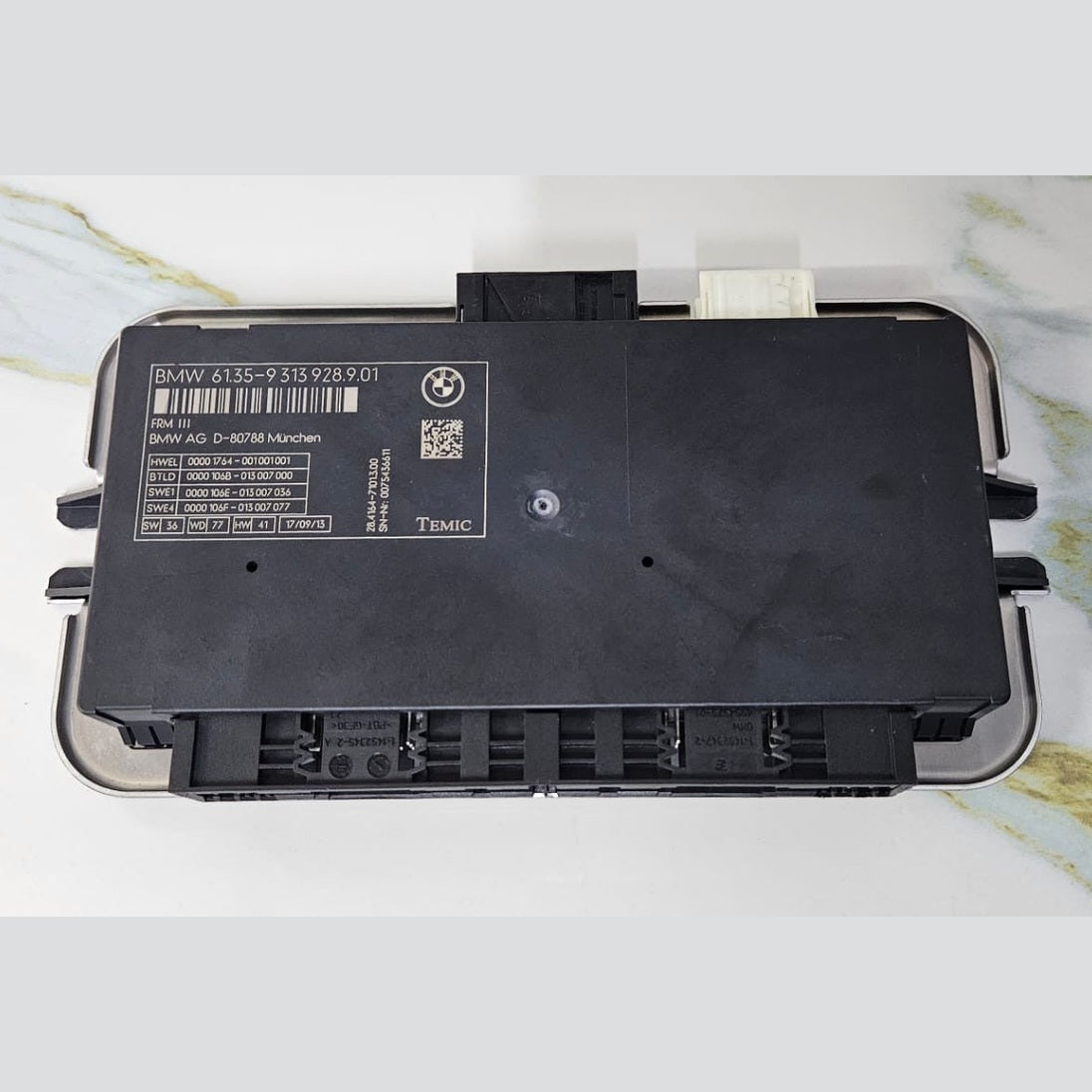 OEM 09-15 BMW F01 F02 F03 Temic Footwell Light Control Module 9313928