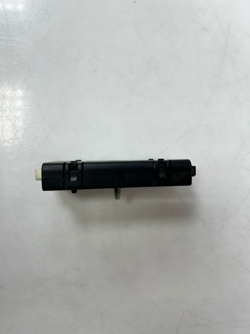 BMW 5 Series F07 F11 GT Suppression Filter Antenna Amplifier 9158796 OEM