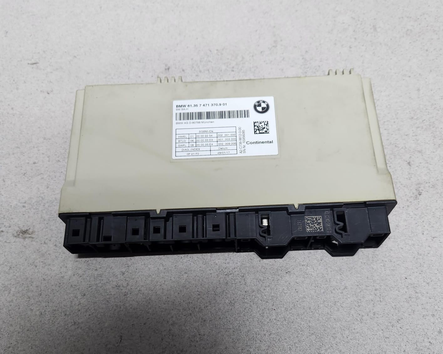 2017-2019 BMW 530i Front Memory Seat Control Module 7471370 G30 G31 G32 G11 G12