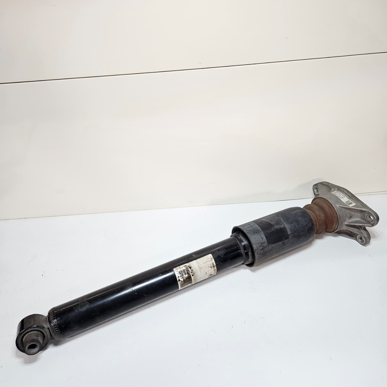 OEM BMW 1 2 Series F20 F21 LCI F22 LCI Rear Shock Absorber 6862172