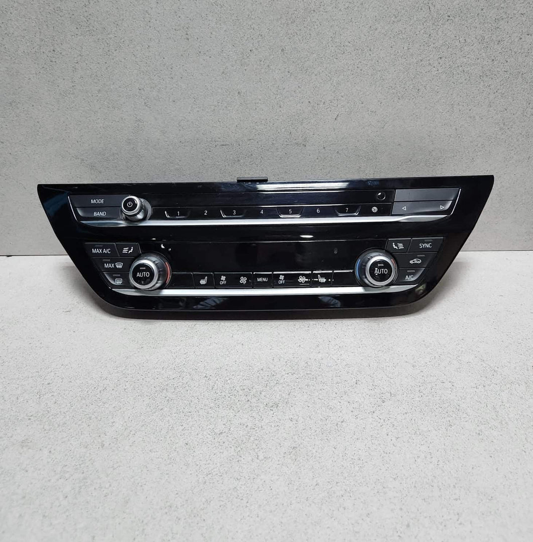 2017-2023 BMW 540i Climate Control Unit 7947870 540i 550i G30 G31