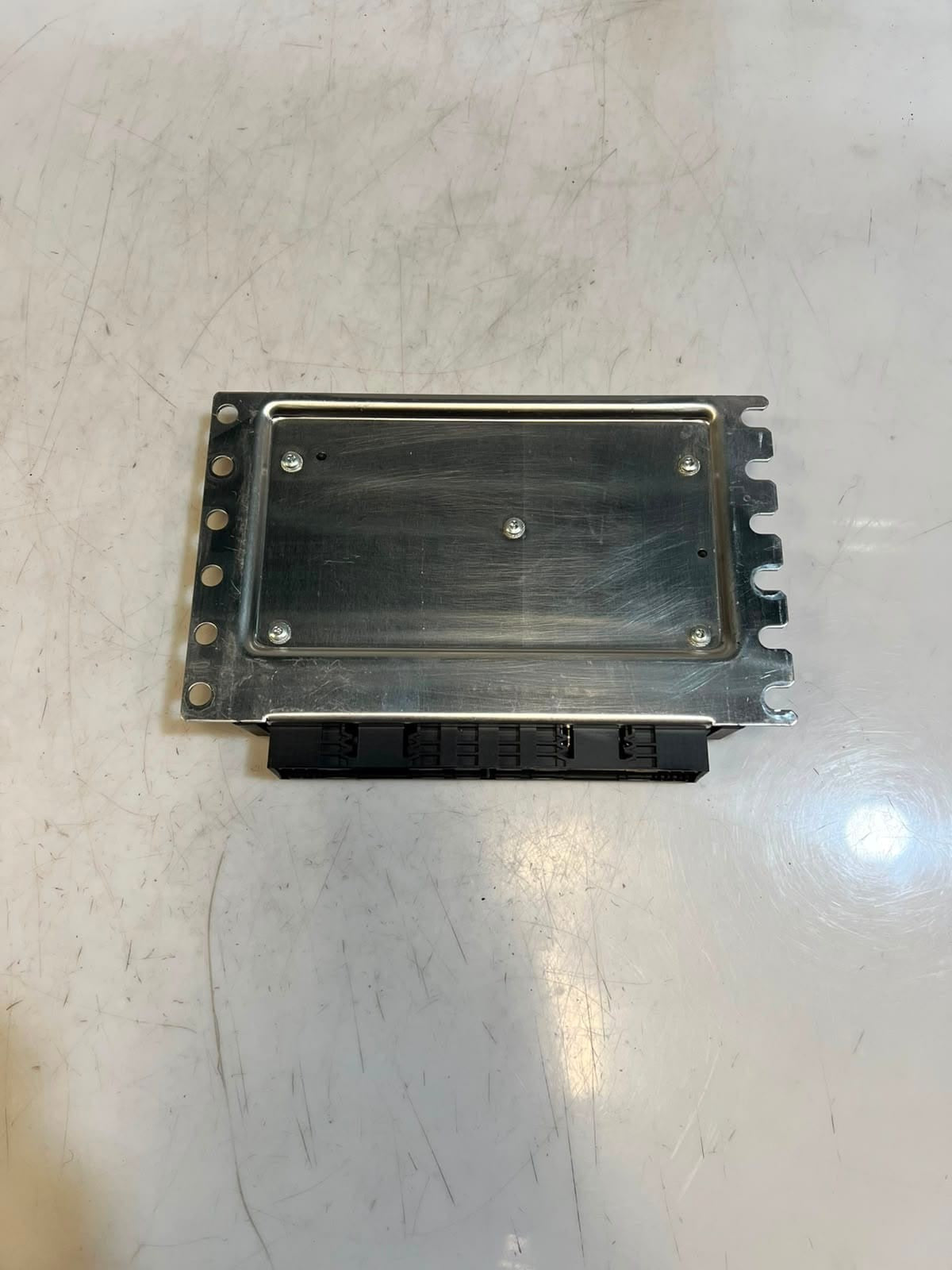 BMW 530i G30 G31 G14 G15 G16 Adaptive Suspension Control Module 8845511 OEM