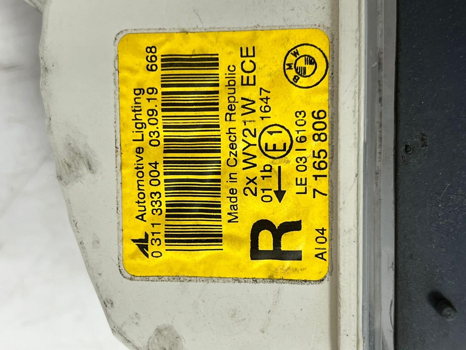 BMW 6 Series E63 E64 Front Right SIDE Turn Indicator Light 7165806 OEM