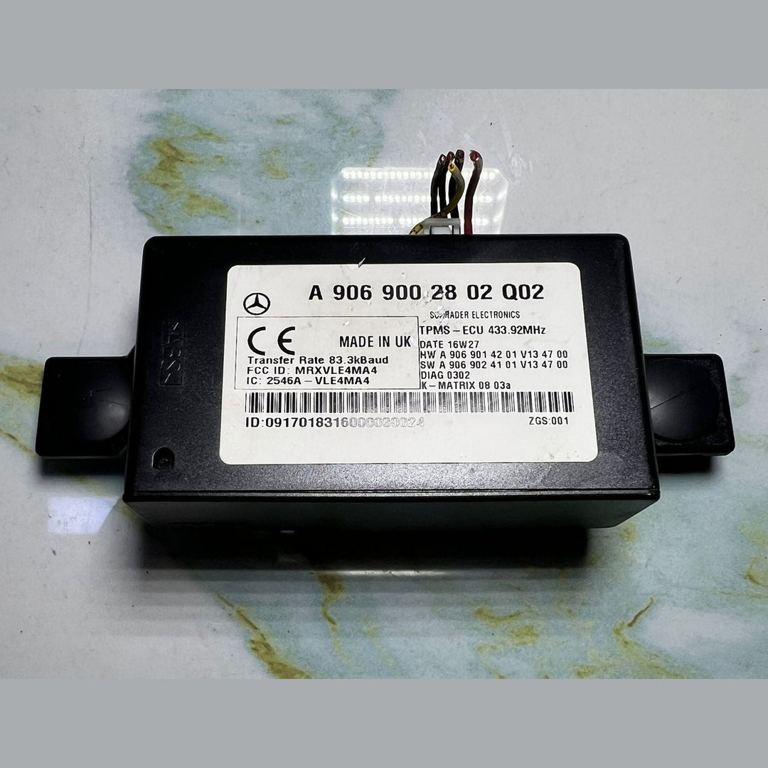Mercedes-Benz W906 Sprinter Tyre Pressure TPMS Control Unit A906 9002802 OEM