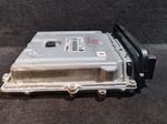 Load image into Gallery viewer, BMW 5 SERIES F10 F11 535 ENGINE CONTROL UNIT ECU ONLY - DDE 8513169
