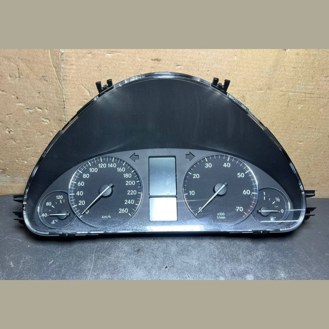 03-06 Mercedes-Benz W203 C-Class Instrument Cluster Speedometer A203 5408747 OEM