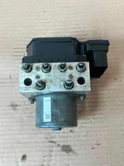 2014-2016 Mini Cooper R60 R61 ABS DSC Brake Pump Module 9813830
