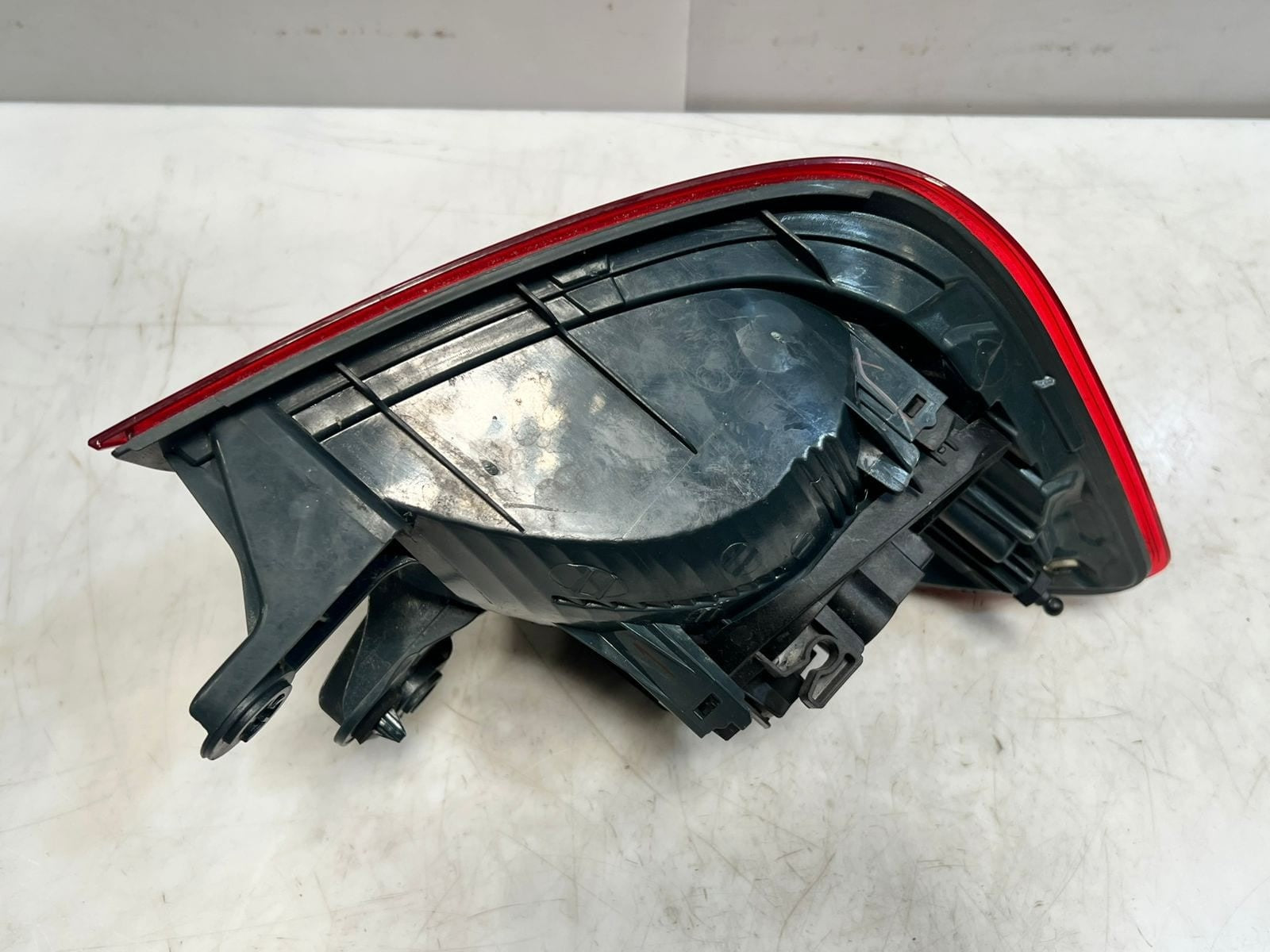 2012-2016 BMW 328i 3 Series F30 F35 F80 Right Outer Rear Tail Light 7372786 OEM