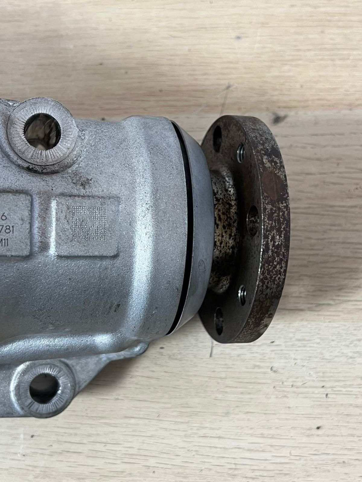 BMW Front Differential 8623110 2.81 ratio for BMW F22 F30 F32 F36 F25 F26 F02