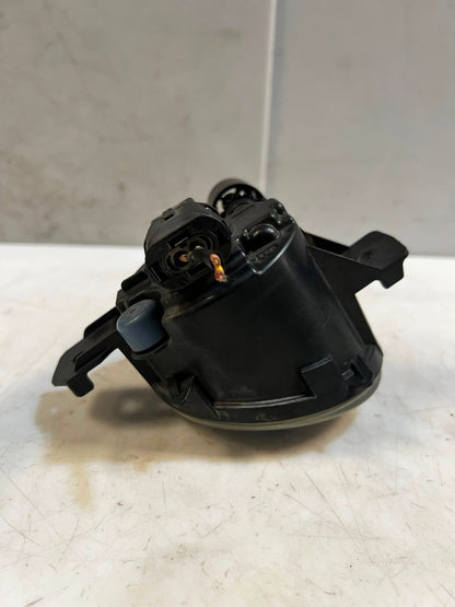 2007-2013 BMW 1 Series E87 E81 E83 E84 E82 X1 X3 X5 E70 LEFT Fog Light 6924655