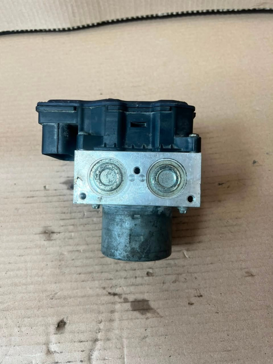 2014-2016 Mini Cooper R60 R61 ABS DSC Brake Pump Module 9813830