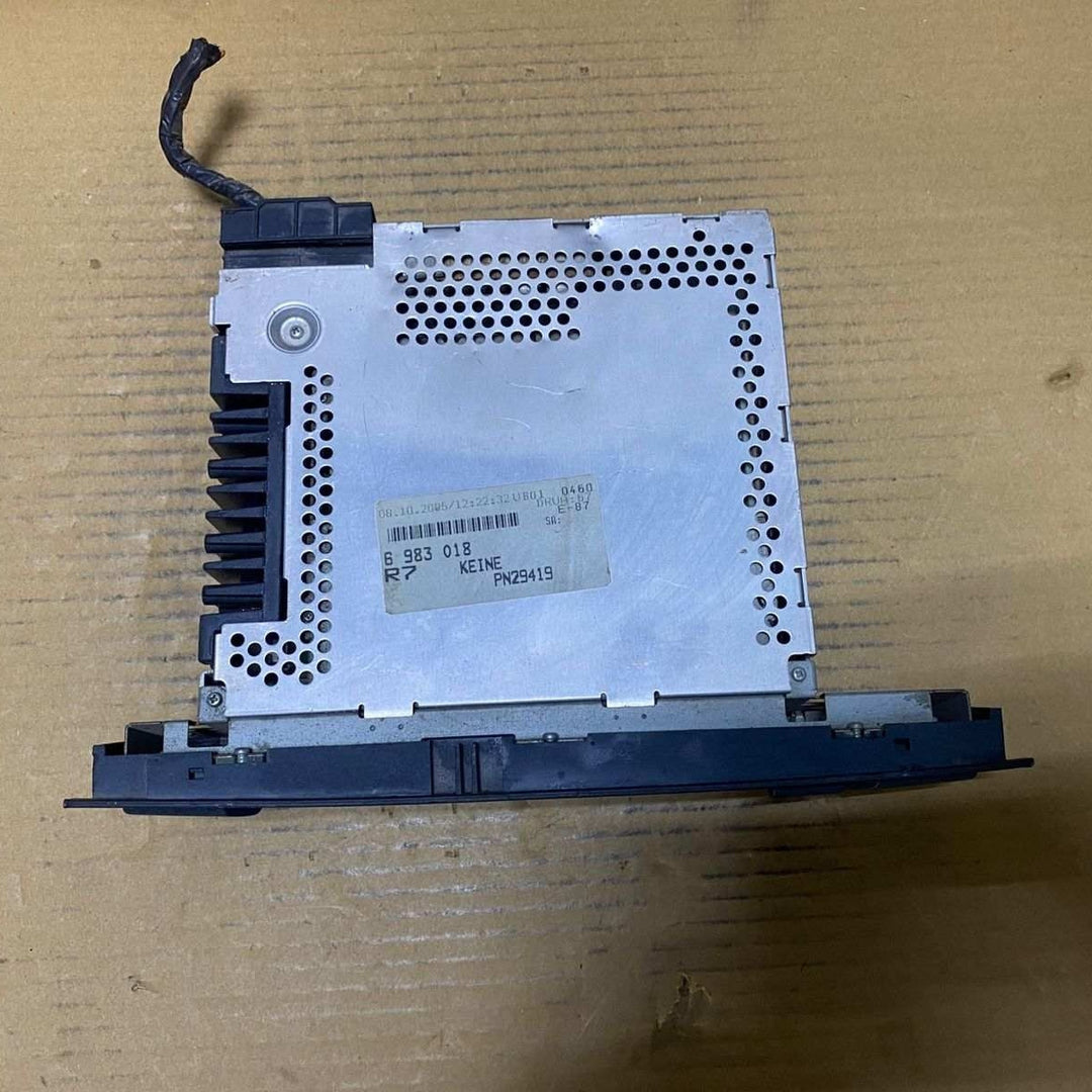 2007-2009 BMW 328i Professional Radio Head Unit 6983018 E90 E91 3 Series and E87