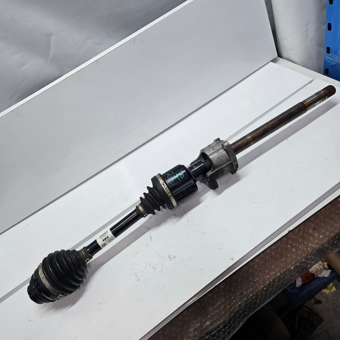 2016-2019 BMW F48 F39 X1, X2 Front Right Drive Shaft Axle 8611938 OEM AWD