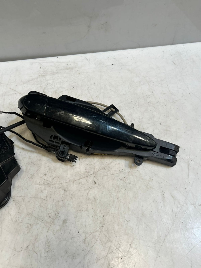 2011-2017 BMW X6 E71 Rear Right SIDE Door Lock Actuator 7318414 OEM