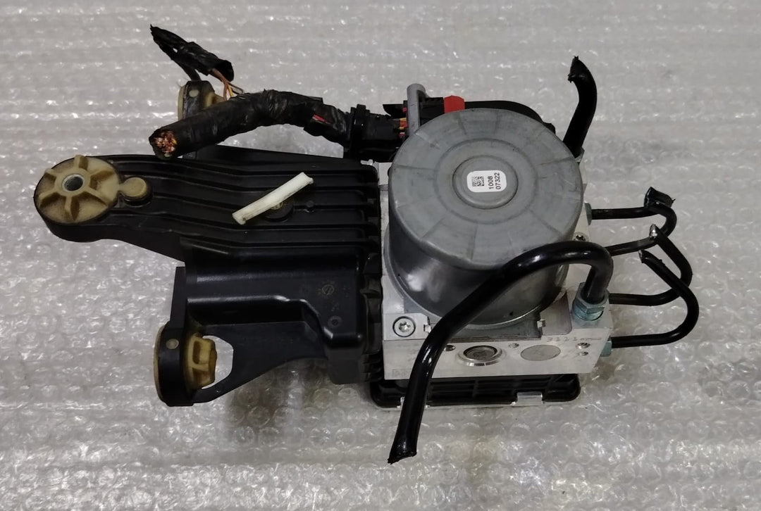 OEM BMW G20 G23 G42 ABS Anti Lock Brake System Dynamic Actuator Module 5A52986
