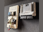 Load image into Gallery viewer, BMW 320d DIESEL N47N F30 F32 F34 F36 2013 ENGINE CONTROL DDE ECU SET  8573259
