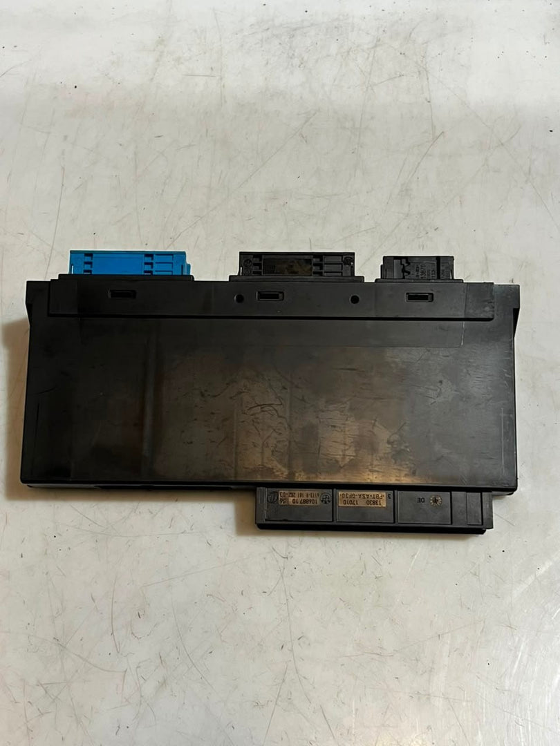 BMW 528i F07 5 Series GT M6 535i Body Control Module BCM Junction Box 9228495