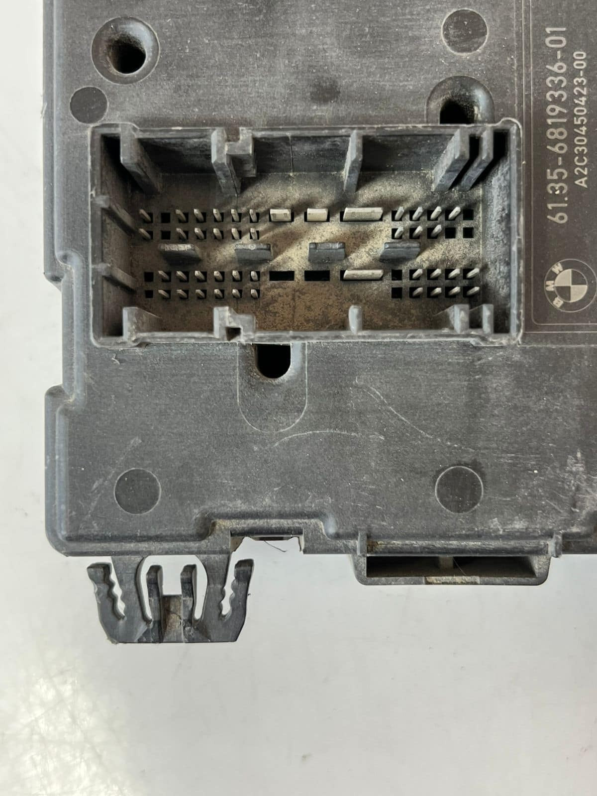 BMW F20 F30 F31 F32 F33 REAR FUSE BOX BODY COMFORT CONTROL MODULE UNIT 6819336