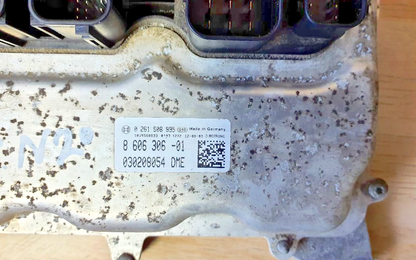 BMW F30 320i N20 ECU DME Kit FEM CAS Key OEM 8606306 Engine Control Unit