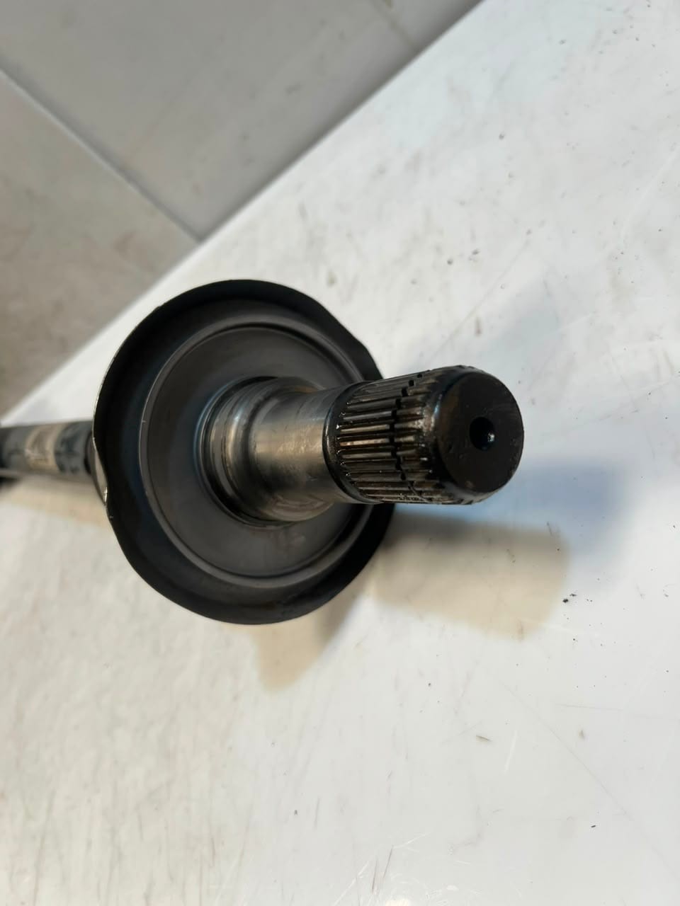 2009-2015 BMW 7 Series F02 F03 F04 F06 F12 750i Rear Left Axle Shaft 7566087