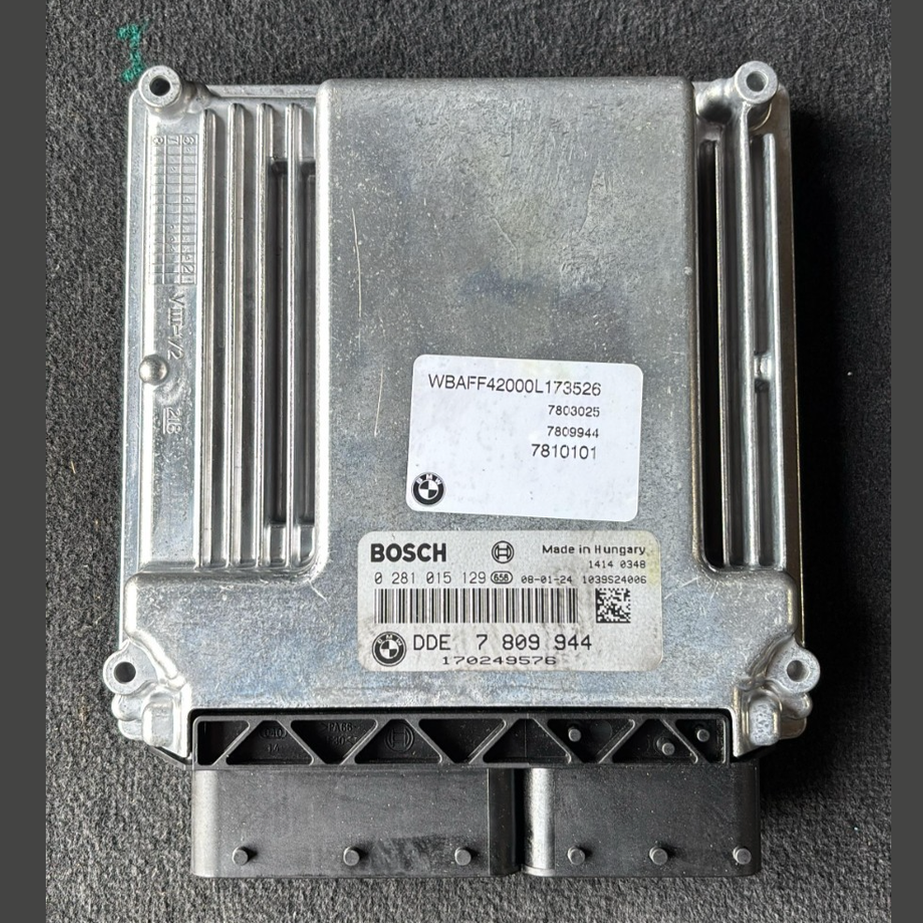 BMW X5 E70 E60 3.0L M57 ENGINE CONTROL UNIT MODULE DDE ECU  SET - 7809944