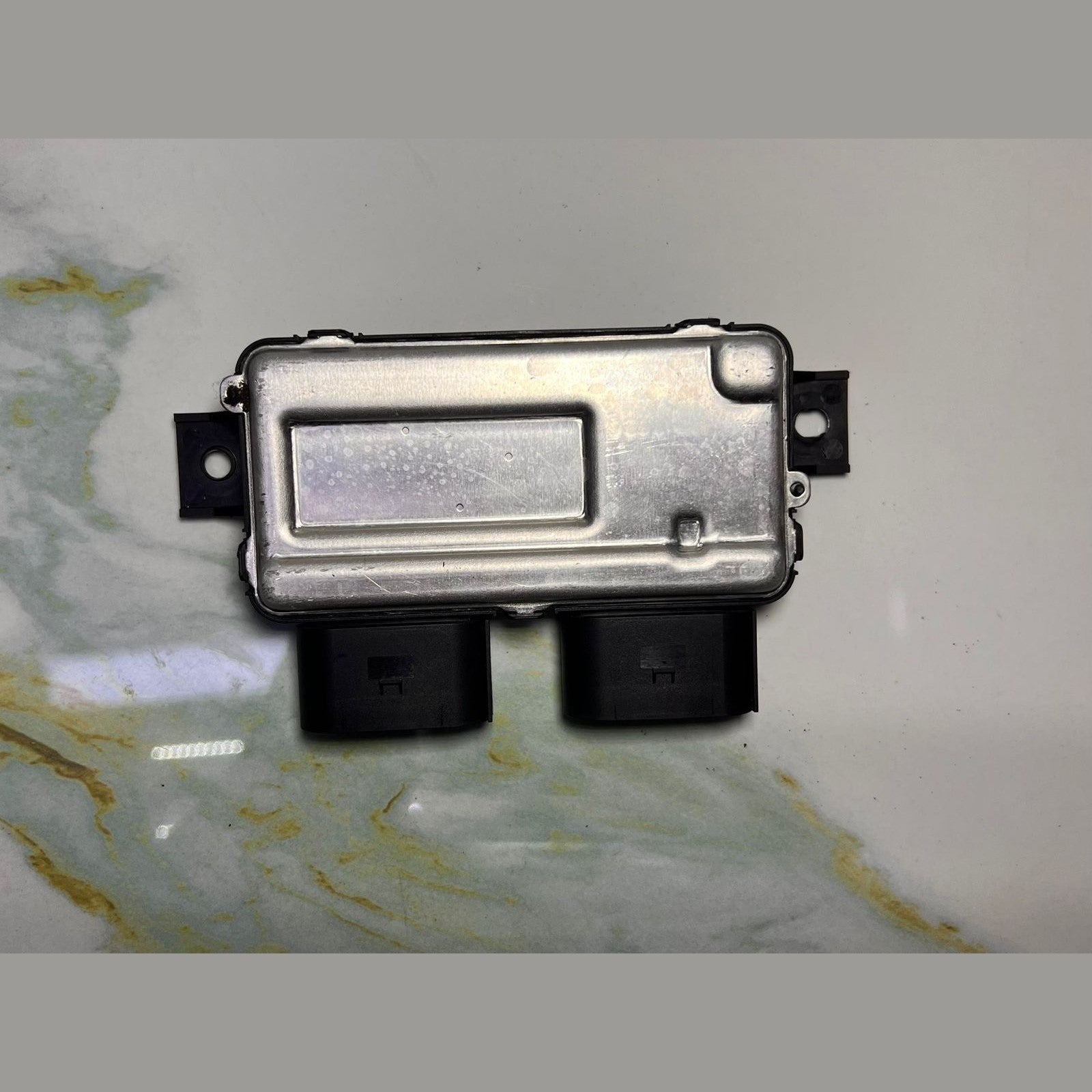 Mercedes-Benz Fuel Pump Driver Module A 000 9008214