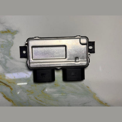 Mercedes-Benz Fuel Pump Driver Module A 000 9008214