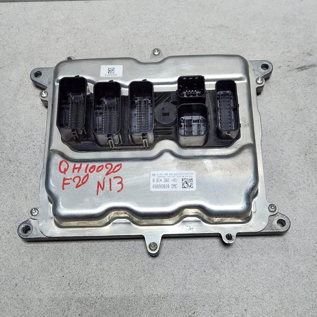 BMW 116i 316i Engine Control Unit Front 8614302 F20 F21 1 Series 116i and F30