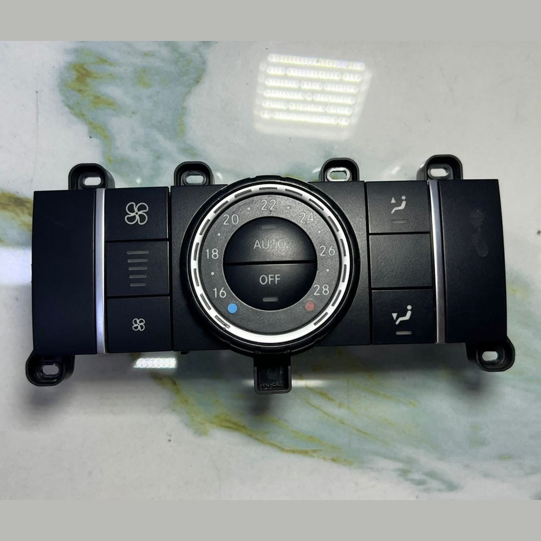 Mercedes Rear Climate Control Panel A1669001305 ML W166 GL W166