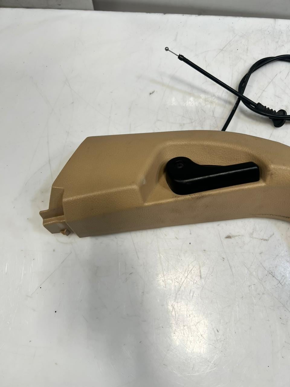 2008-2014 BMW X5 E70 X6 E71 E72 Front Side Panel Cover Panel Footwell 7148507