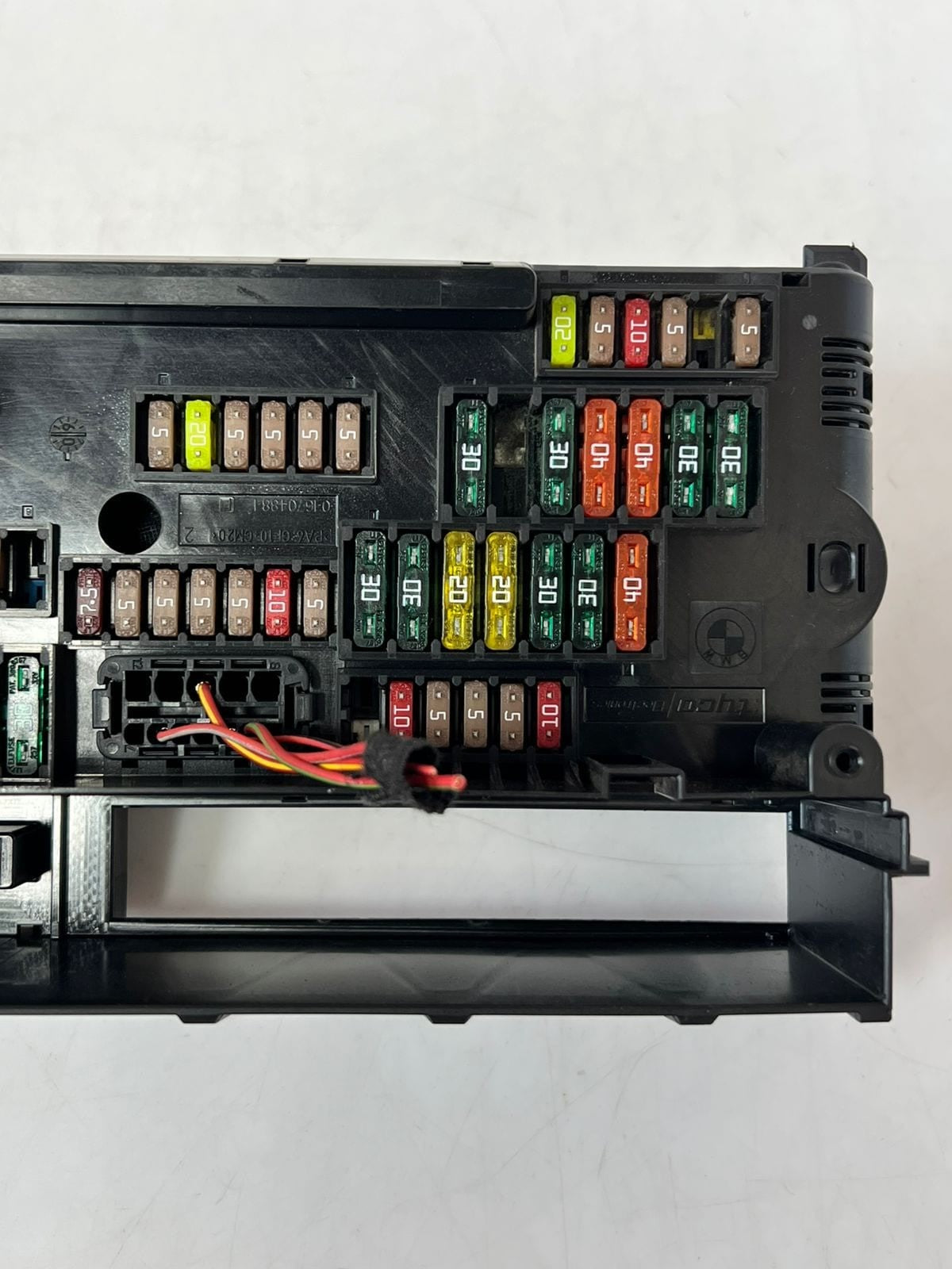 2011-2016 BMW 528i F10 F18 F07 F11 Front Power Distribution Fuse Box 9210861 OEM