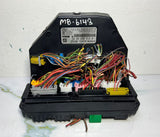 10-16 Mercedes-Benz W212 W204 Front SAM Module Relay Fuse Box A212 9004500 OEM