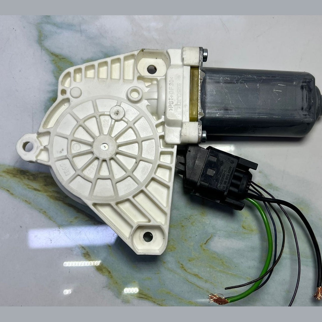 10-14 Mercedes-Benz W207 E-Class  Window Motor Front Right Side A207 8200642 OEM