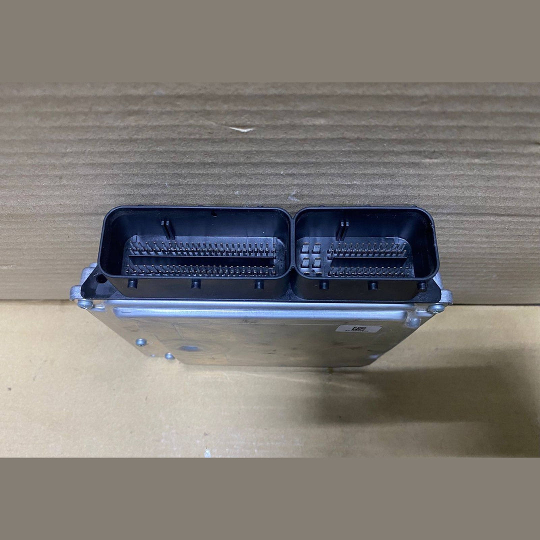 2005-2008 E90 E60 330d BMW X3 Engine Control Module 7801712