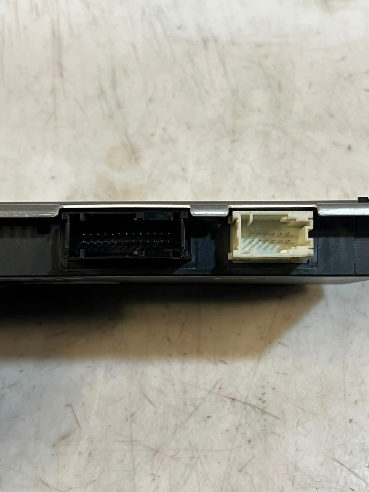 BMW F07 F10 528i 535i FRM3 Footwell Body Light Control Module 6135 9273629 OEM