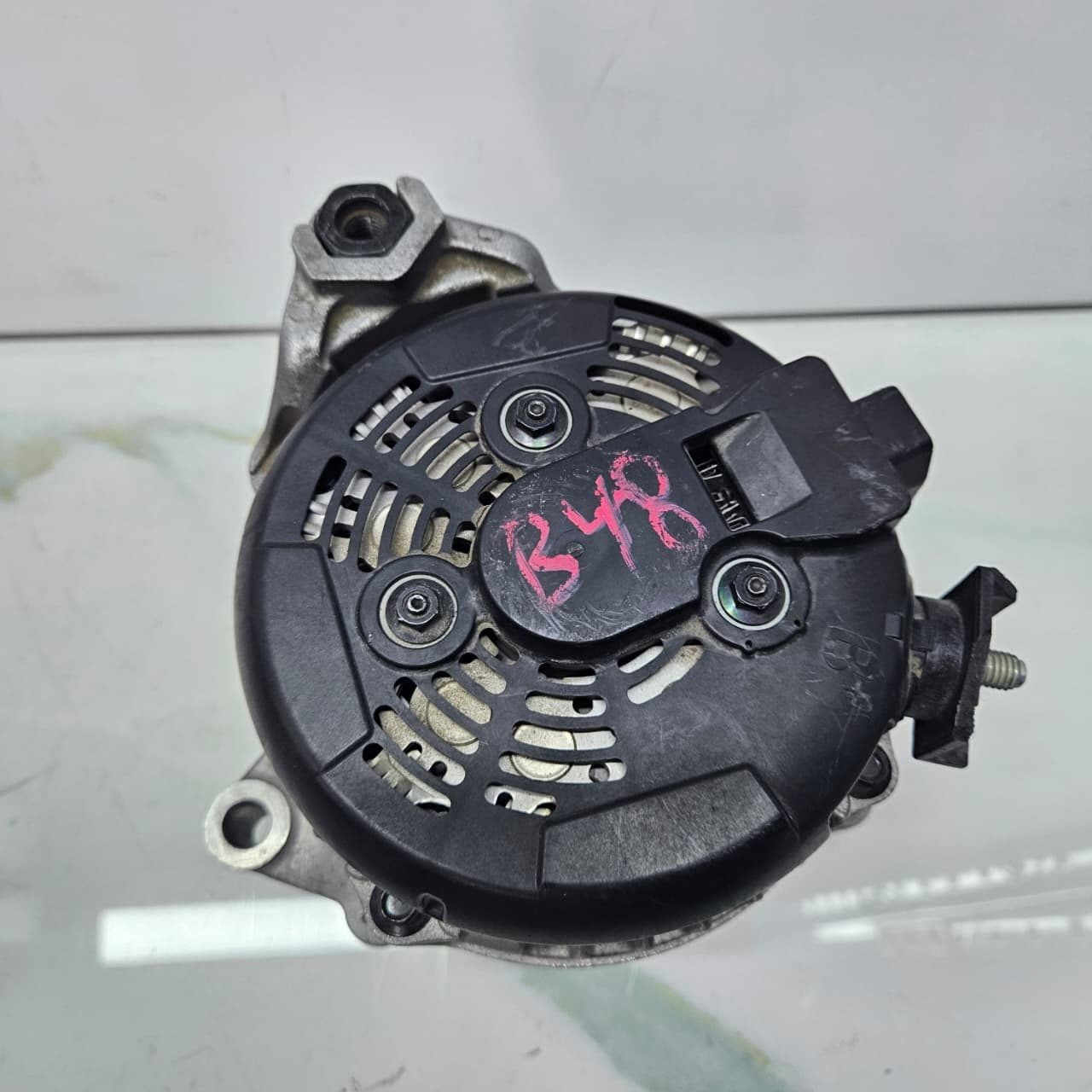 2020-2024 BMW X1, F40, F45, F46, F48, F39 Alternator 8627125 USED 14V 180A