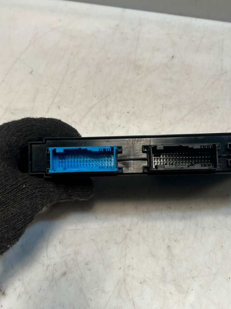 2010-2016 BMW 550i  5 Series F10 F11 F01 F02 Body Control Module BCM 9286942