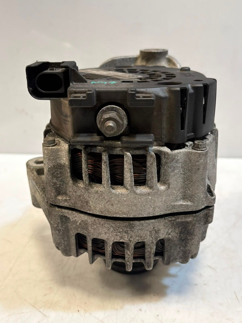 2011-2017 BMW 5 Series X3 F10 F11 F25 N47D20C Alternator 8507625 OEM